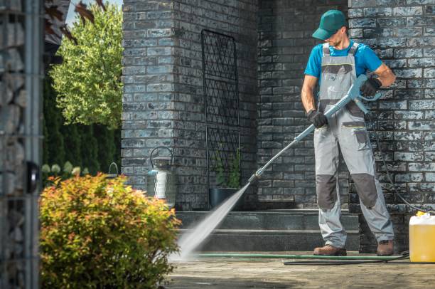 Spring Cleaning in Briarcliff, TX