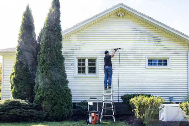Best Oil Spill Cleanup  in Briarcliff, TX